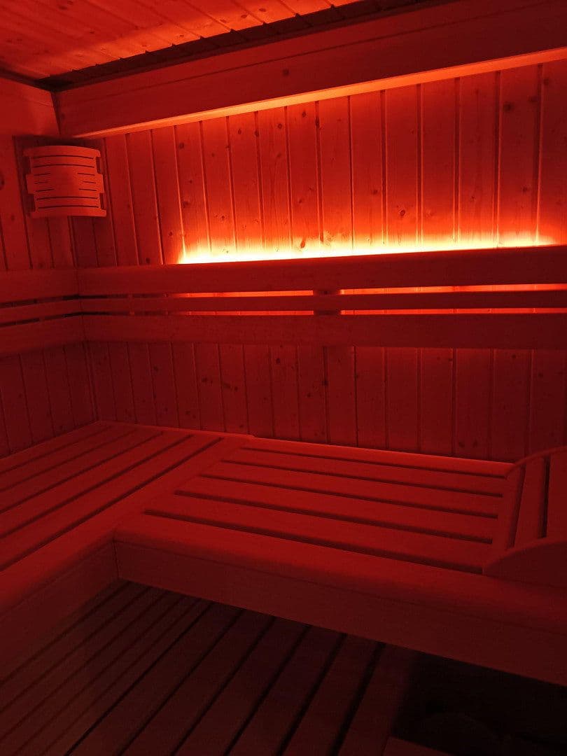 Prodej domu 146 m², pozemek 160 m², Alte Poststraße 27, Hohenkammer, Bavorsko Prodej domu 146 m², pozemek 160 m², Alte Poststraße 27, Hohenkammer, Bavorsko