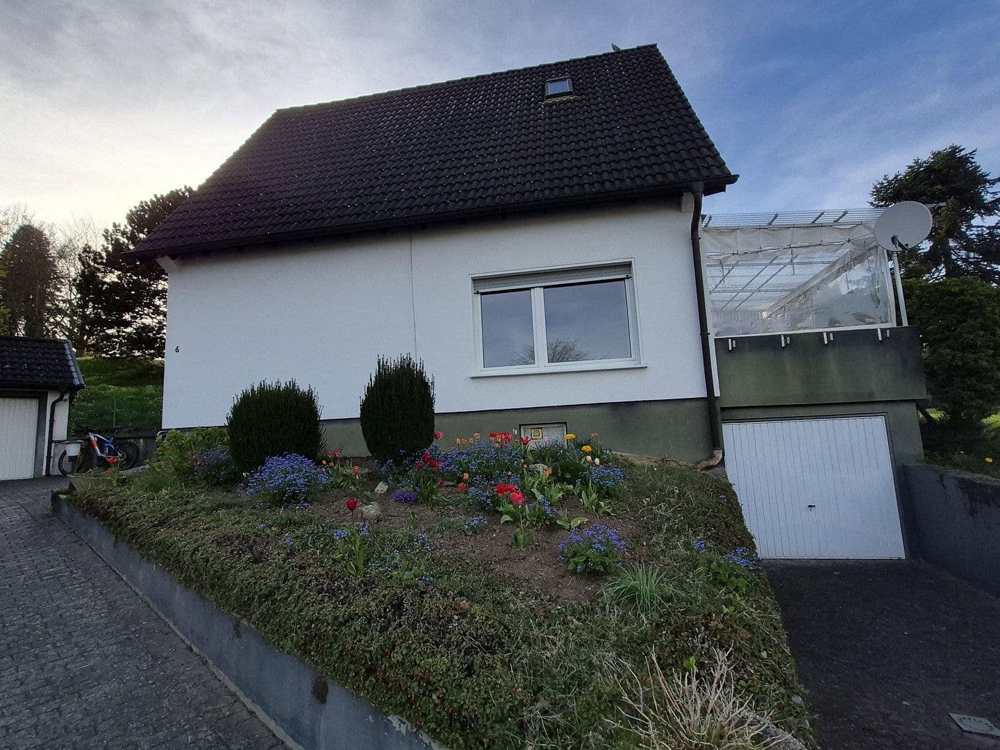 Prodej domu 110 m², pozemek 810 m², Bornheim, Severní Porýní-Vestfálsko Prodej domu 110 m², pozemek 810 m², Bornheim, Severní Porýní-Vestfálsko