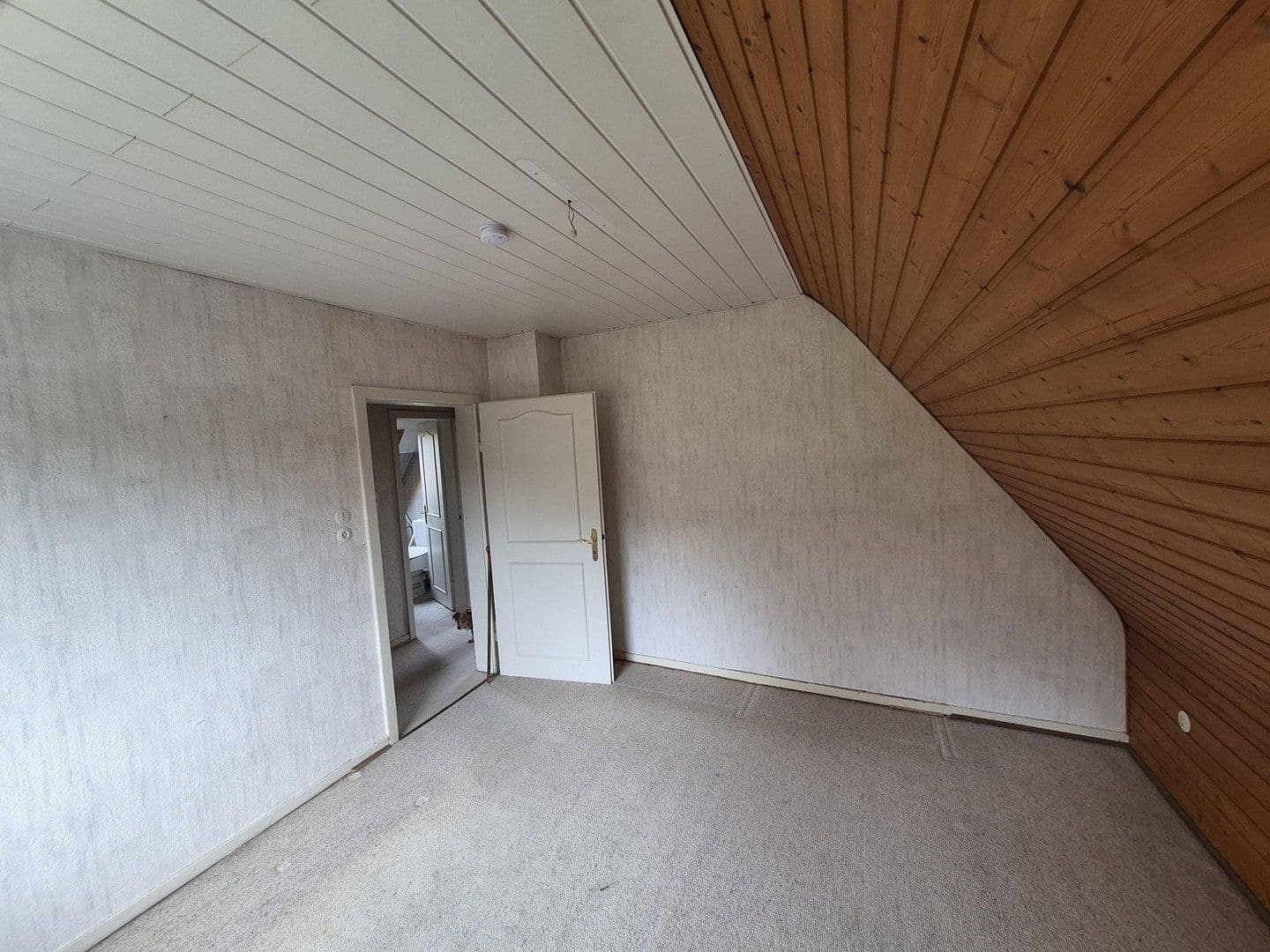 Prodej domu 110 m², pozemek 810 m², Bornheim, Severní Porýní-Vestfálsko Prodej domu 110 m², pozemek 810 m², Bornheim, Severní Porýní-Vestfálsko