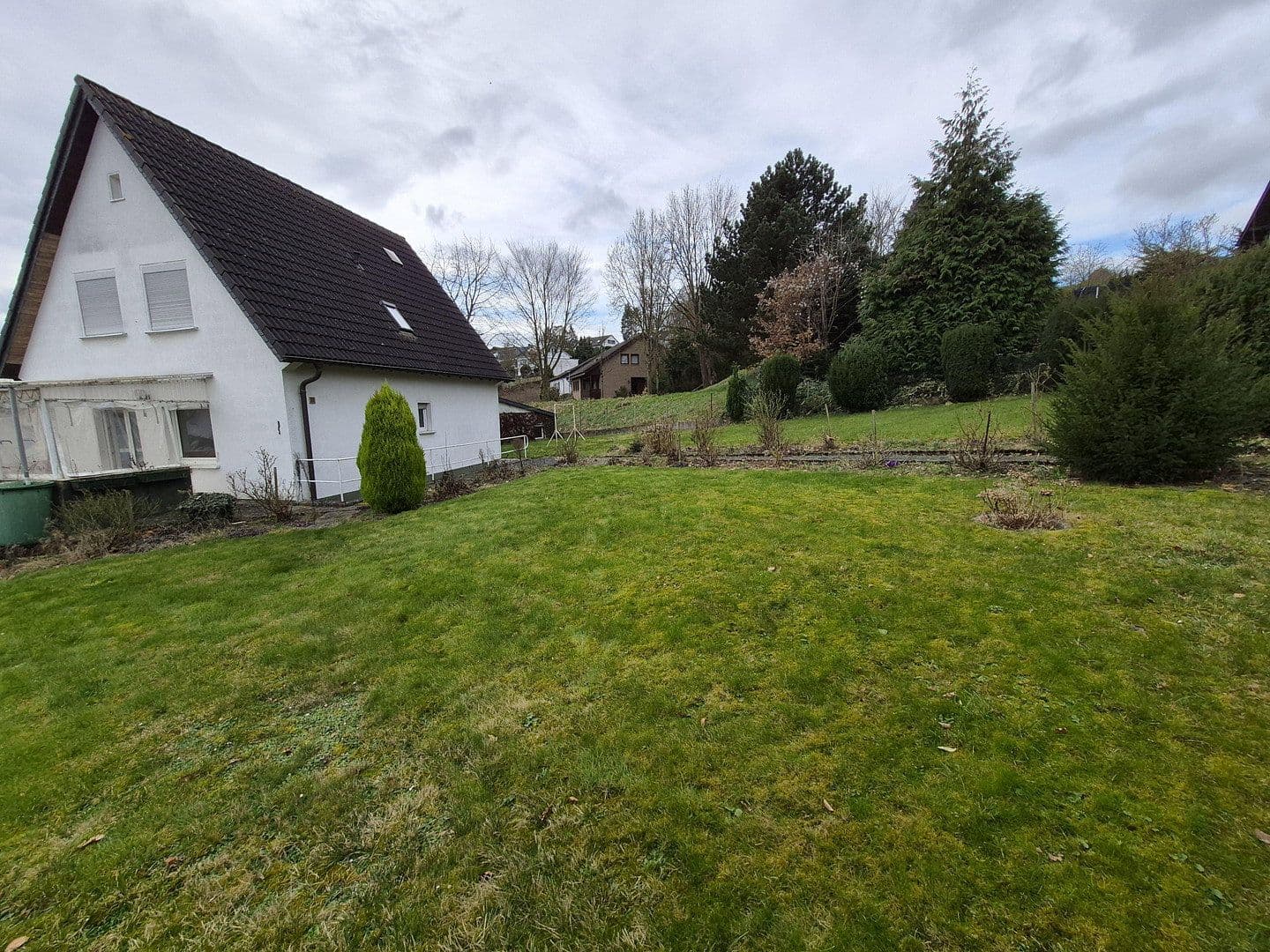 Prodej domu 110 m², pozemek 810 m², Bornheim, Severní Porýní-Vestfálsko Prodej domu 110 m², pozemek 810 m², Bornheim, Severní Porýní-Vestfálsko