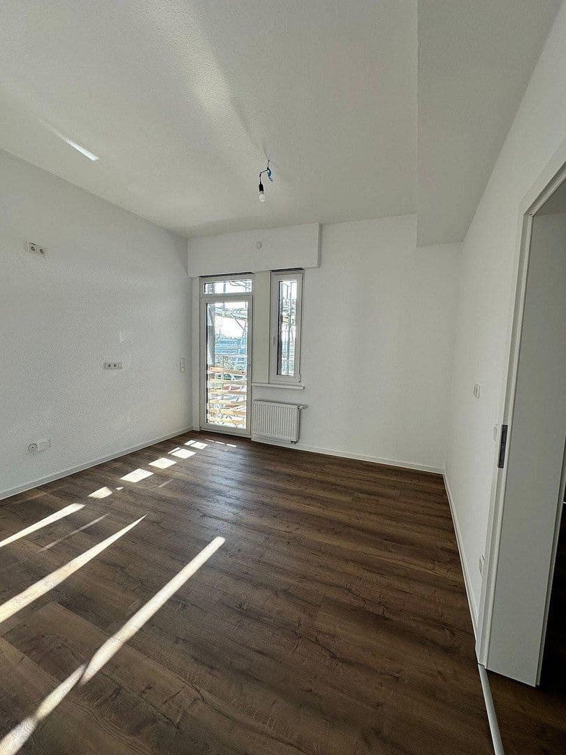 Pronájem bytu 4+1 133 m², Kaiserwall 20, Recklinghausen, Severní Porýní-Vestfálsko Pronájem bytu 4+1 133 m², Kaiserwall 20, Recklinghausen, Severní Porýní-Vestfálsko