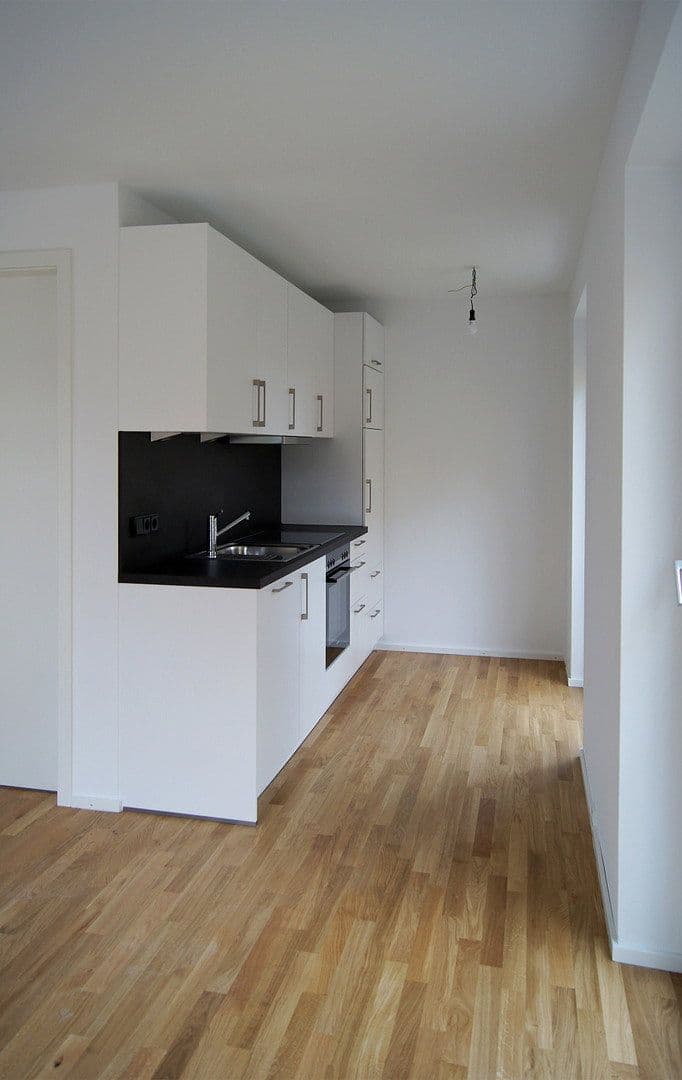 Pronájem bytu 2+1 69 m², Richard-Tauber-Straße 3, München, Bavorsko Pronájem bytu 2+1 69 m², Richard-Tauber-Straße 3, München, Bavorsko