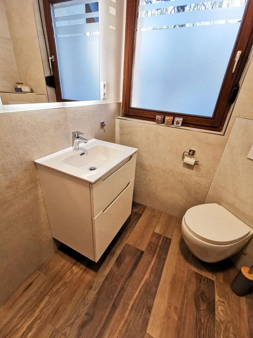 Prodej domu 144 m², pozemek 870 m², Josef-Steins-Straße 72, Dormagen, Severní Porýní-Vestfálsko Prodej domu 144 m², pozemek 870 m², Josef-Steins-Straße 72, Dormagen, Severní Porýní-Vestfálsko