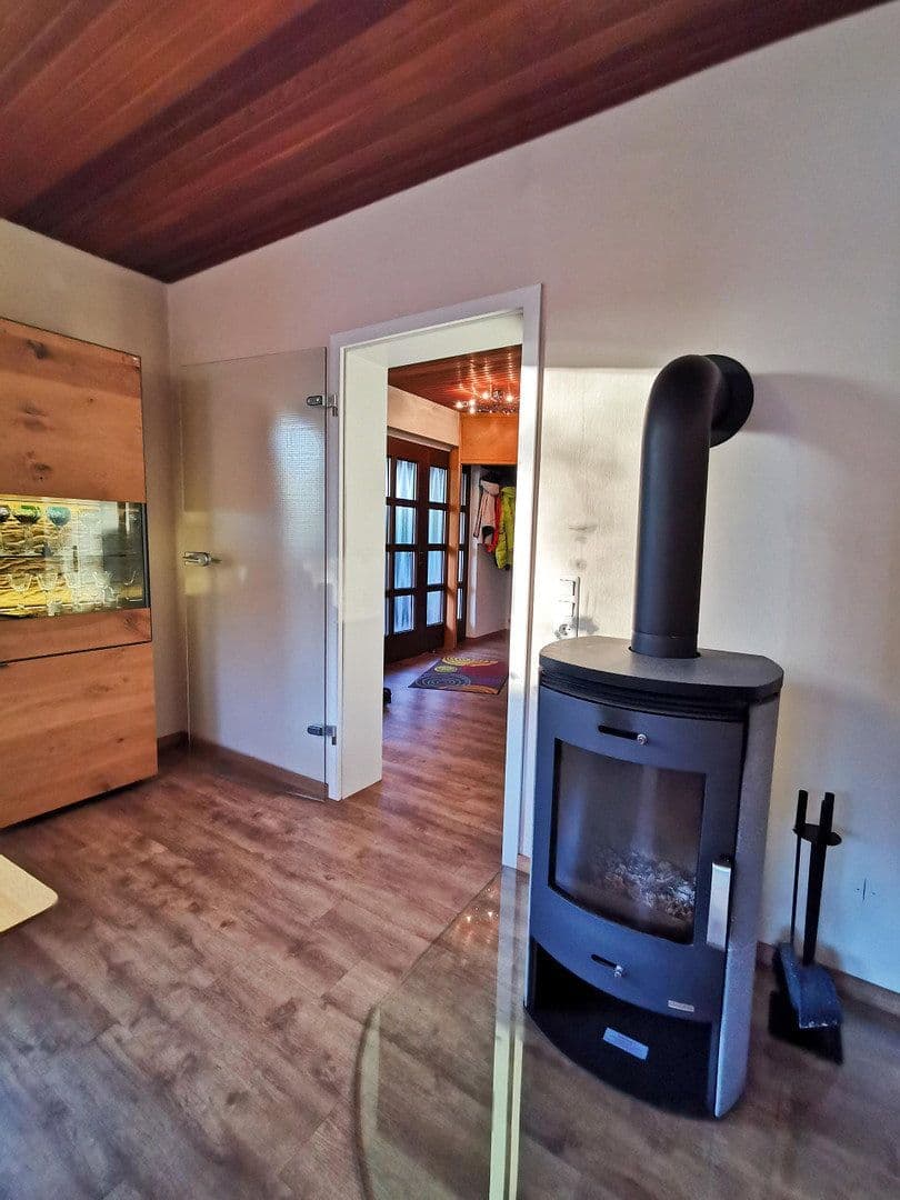 Prodej domu 144 m², pozemek 870 m², Josef-Steins-Straße 72, Dormagen, Severní Porýní-Vestfálsko Prodej domu 144 m², pozemek 870 m², Josef-Steins-Straße 72, Dormagen, Severní Porýní-Vestfálsko