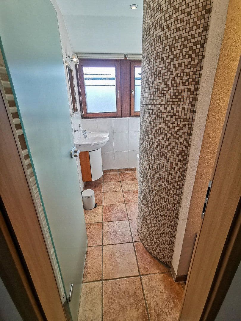 Prodej domu 144 m², pozemek 870 m², Josef-Steins-Straße 72, Dormagen, Severní Porýní-Vestfálsko Prodej domu 144 m², pozemek 870 m², Josef-Steins-Straße 72, Dormagen, Severní Porýní-Vestfálsko