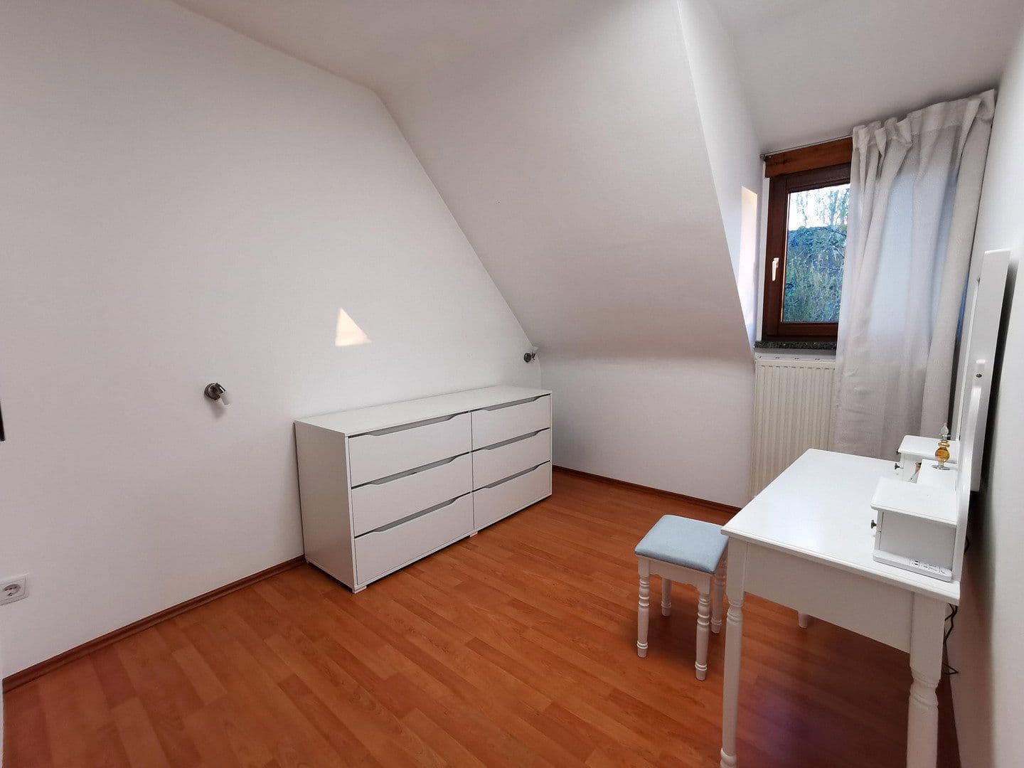 Prodej domu 144 m², pozemek 870 m², Josef-Steins-Straße 72, Dormagen, Severní Porýní-Vestfálsko Prodej domu 144 m², pozemek 870 m², Josef-Steins-Straße 72, Dormagen, Severní Porýní-Vestfálsko