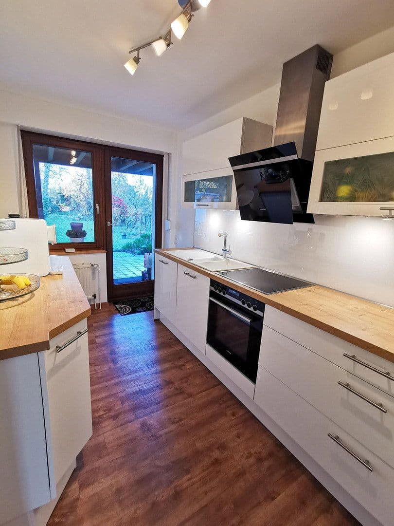 Prodej domu 144 m², pozemek 870 m², Josef-Steins-Straße 72, Dormagen, Severní Porýní-Vestfálsko Prodej domu 144 m², pozemek 870 m², Josef-Steins-Straße 72, Dormagen, Severní Porýní-Vestfálsko