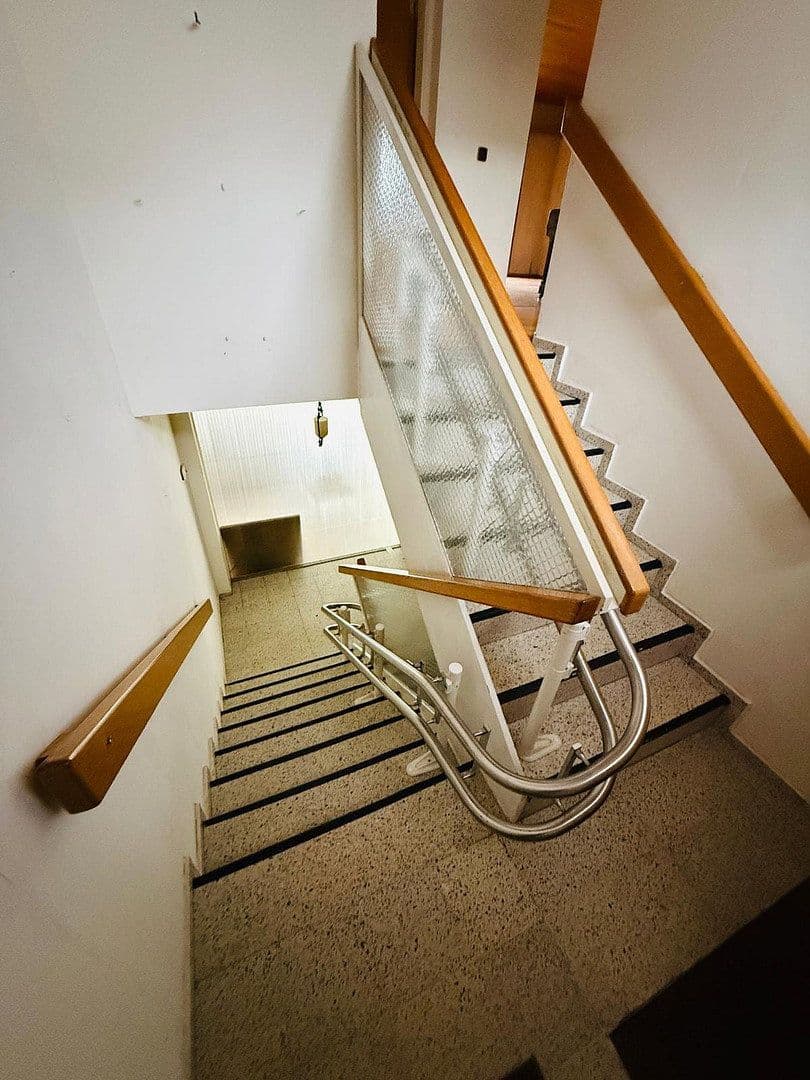 Prodej domu 140 m², pozemek 259 m², Rostocker Straße 20, Saarbrücken, Země Sársko Prodej domu 140 m², pozemek 259 m², Rostocker Straße 20, Saarbrücken, Země Sársko
