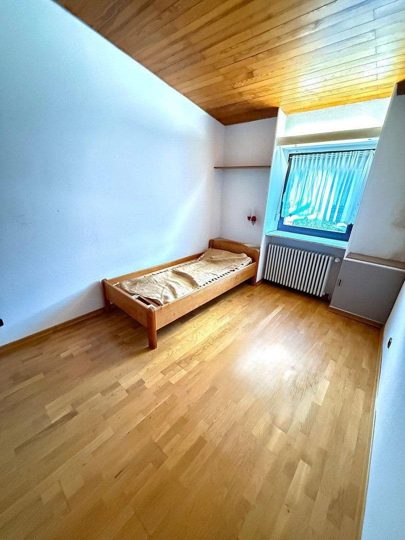 Prodej domu 140 m², pozemek 259 m², Rostocker Straße 20, Saarbrücken, Země Sársko Prodej domu 140 m², pozemek 259 m², Rostocker Straße 20, Saarbrücken, Země Sársko