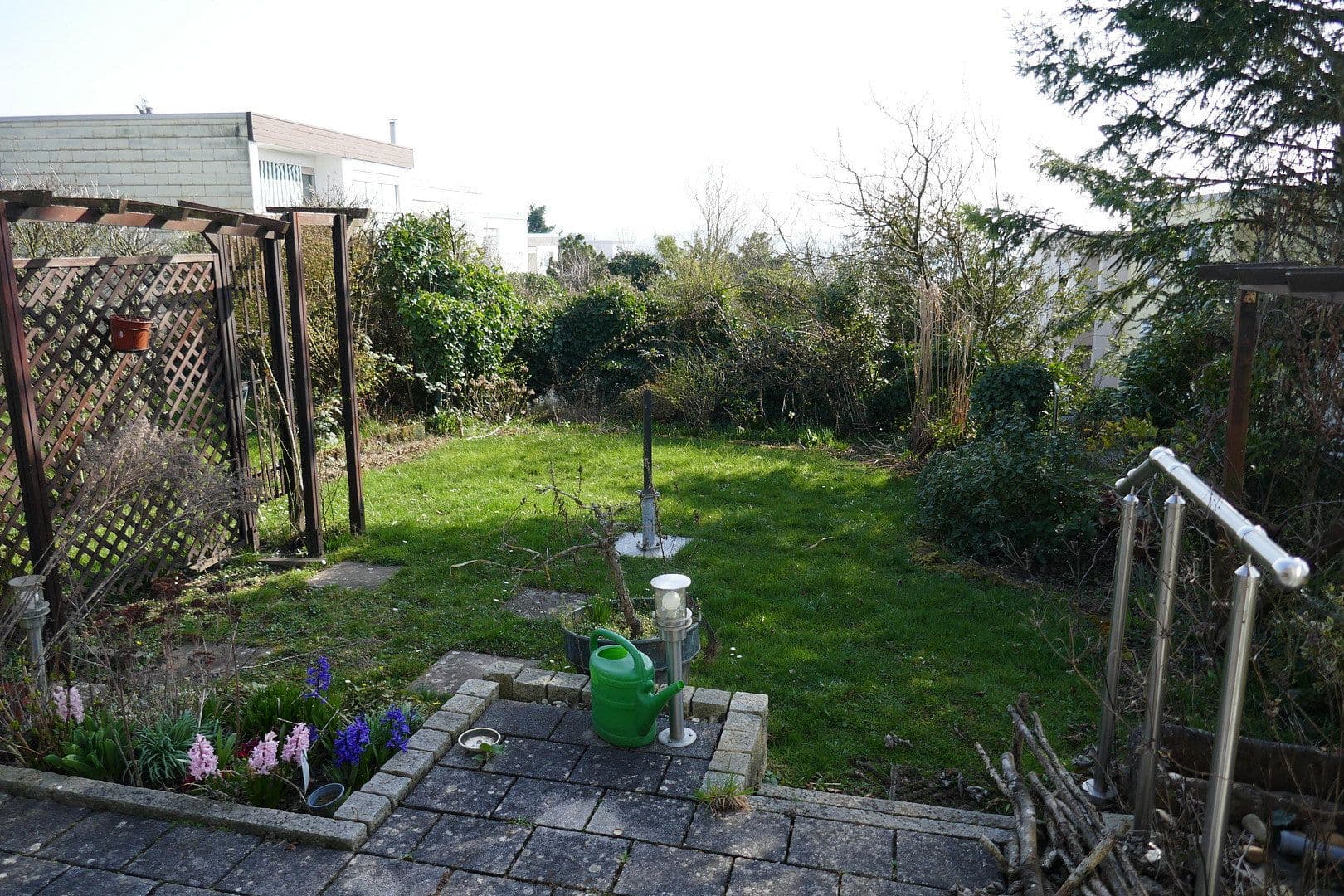 Prodej domu 140 m², pozemek 259 m², Rostocker Straße 20, Saarbrücken, Země Sársko Prodej domu 140 m², pozemek 259 m², Rostocker Straße 20, Saarbrücken, Země Sársko