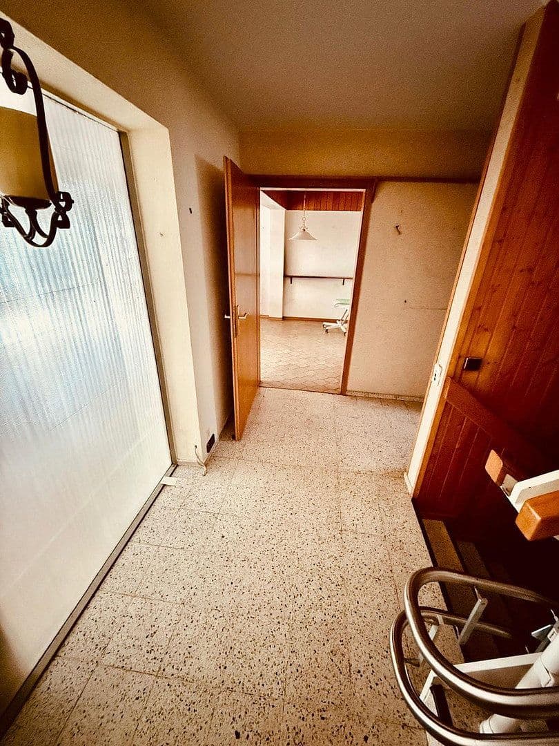 Prodej domu 140 m², pozemek 259 m², Rostocker Straße 20, Saarbrücken, Země Sársko Prodej domu 140 m², pozemek 259 m², Rostocker Straße 20, Saarbrücken, Země Sársko