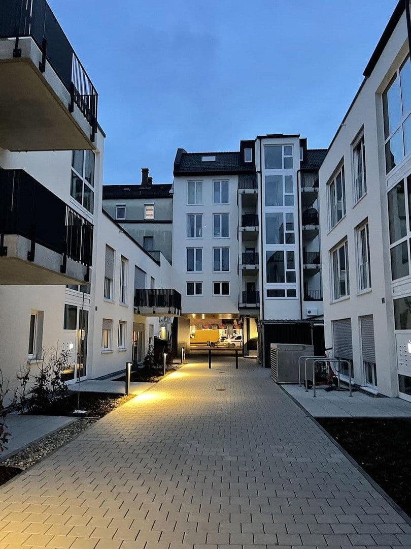 Pronájem bytu 2+1 50 m², Schweiggerstr. 9, Nürnberg, Bavorsko Pronájem bytu 2+1 50 m², Schweiggerstr. 9, Nürnberg, Bavorsko