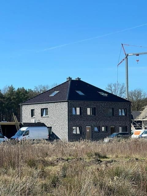 Pronájem domu 160 m², pozemek 290 m², Blaubeerweg 12, Salzbergen, Dolní Sasko Pronájem domu 160 m², pozemek 290 m², Blaubeerweg 12, Salzbergen, Dolní Sasko