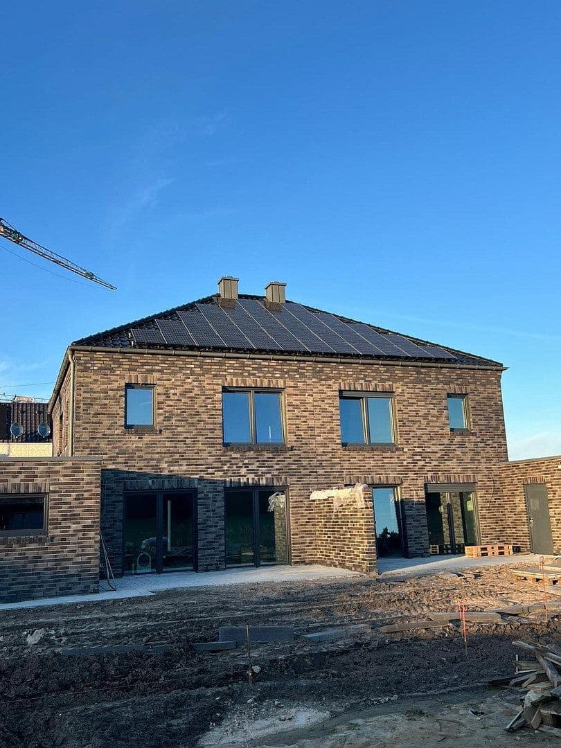 Pronájem domu 160 m², pozemek 290 m², Blaubeerweg 12, Salzbergen, Dolní Sasko Pronájem domu 160 m², pozemek 290 m², Blaubeerweg 12, Salzbergen, Dolní Sasko