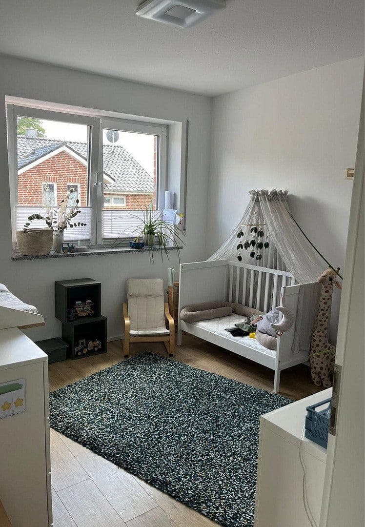 Pronájem domu 160 m², pozemek 290 m², Blaubeerweg 12, Salzbergen, Dolní Sasko Pronájem domu 160 m², pozemek 290 m², Blaubeerweg 12, Salzbergen, Dolní Sasko