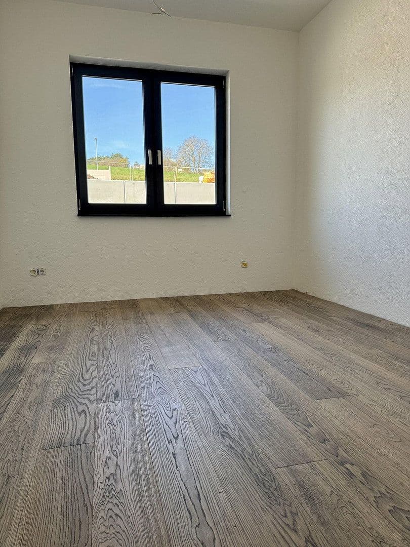 Prodej domu 140 m², pozemek 652 m², Boxberg, Bádensko-Württembersko Prodej domu 140 m², pozemek 652 m², Boxberg, Bádensko-Württembersko
