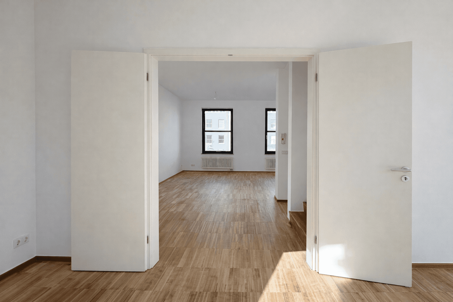 Pronájem domu 200 m², pozemek 246 m², Charlotte-Salomon-Hain 9, Berlin, Berlín Pronájem domu 200 m², pozemek 246 m², Charlotte-Salomon-Hain 9, Berlin, Berlín