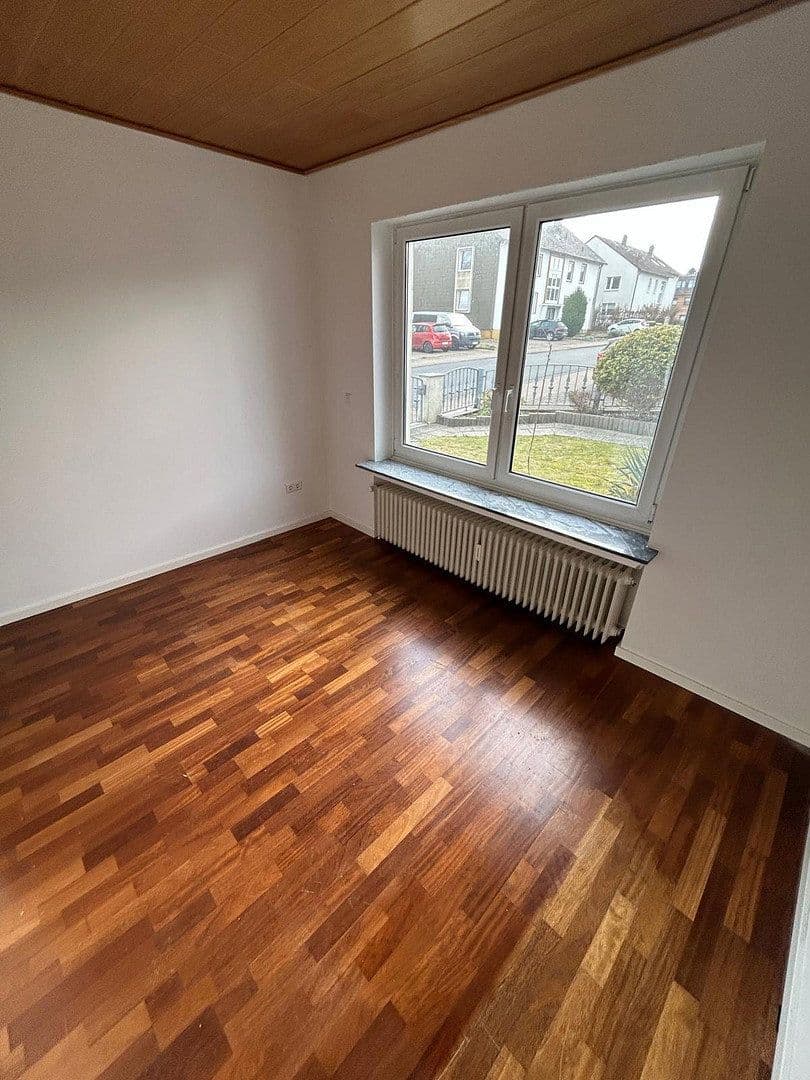 Pronájem bytu 4+1 105 m², Brakerstr. 17, Bielefeld, Severní Porýní-Vestfálsko Pronájem bytu 4+1 105 m², Brakerstr. 17, Bielefeld, Severní Porýní-Vestfálsko