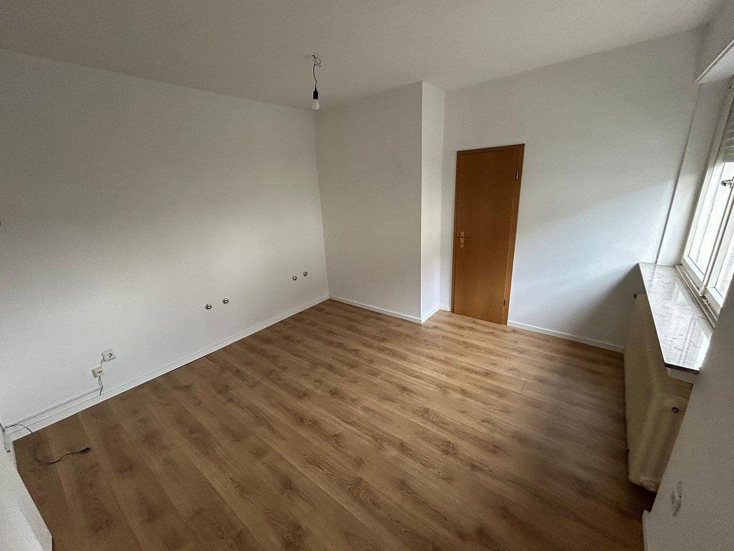Pronájem bytu 4+1 105 m², Brakerstr. 17, Bielefeld, Severní Porýní-Vestfálsko Pronájem bytu 4+1 105 m², Brakerstr. 17, Bielefeld, Severní Porýní-Vestfálsko