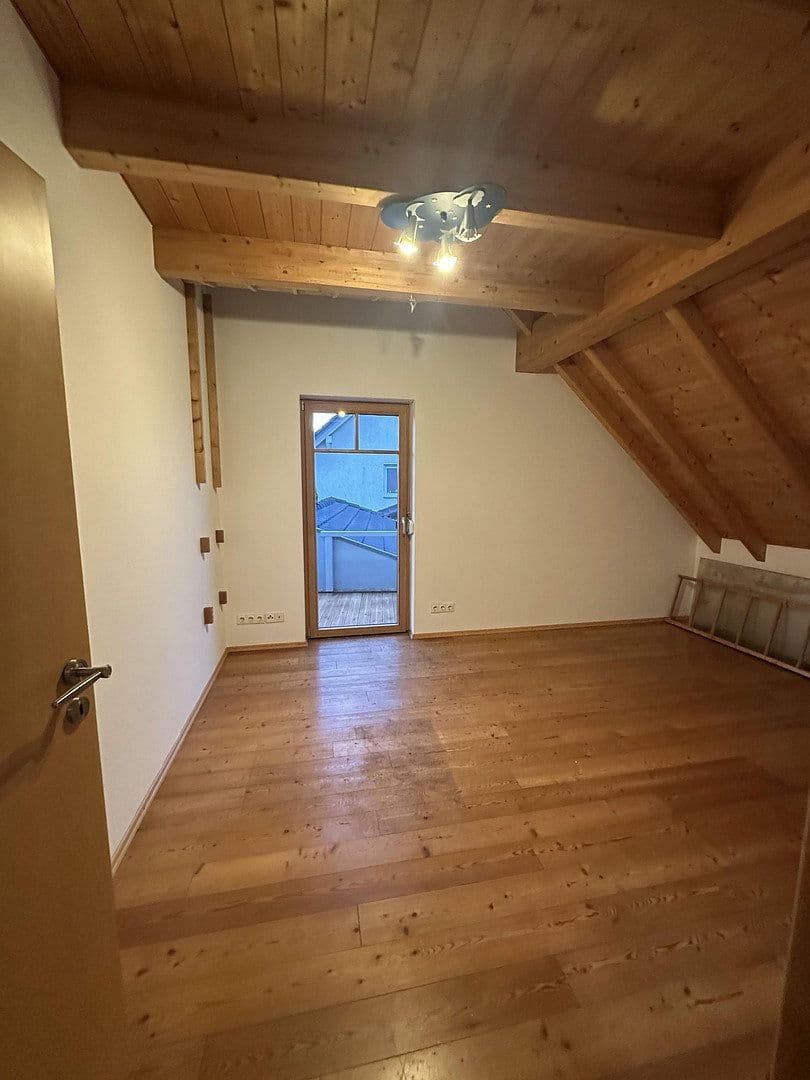 Prodej domu 310 m², pozemek 576 m², St. Leon-Rot, Bádensko-Württembersko Prodej domu 310 m², pozemek 576 m², St. Leon-Rot, Bádensko-Württembersko