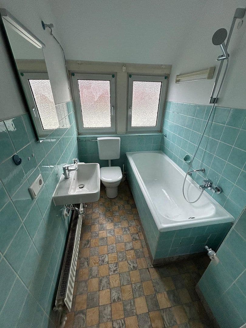 Pronájem bytu 3+1 54 m², Brakerstr. 17, Bielefeld, Severní Porýní-Vestfálsko Pronájem bytu 3+1 54 m², Brakerstr. 17, Bielefeld, Severní Porýní-Vestfálsko