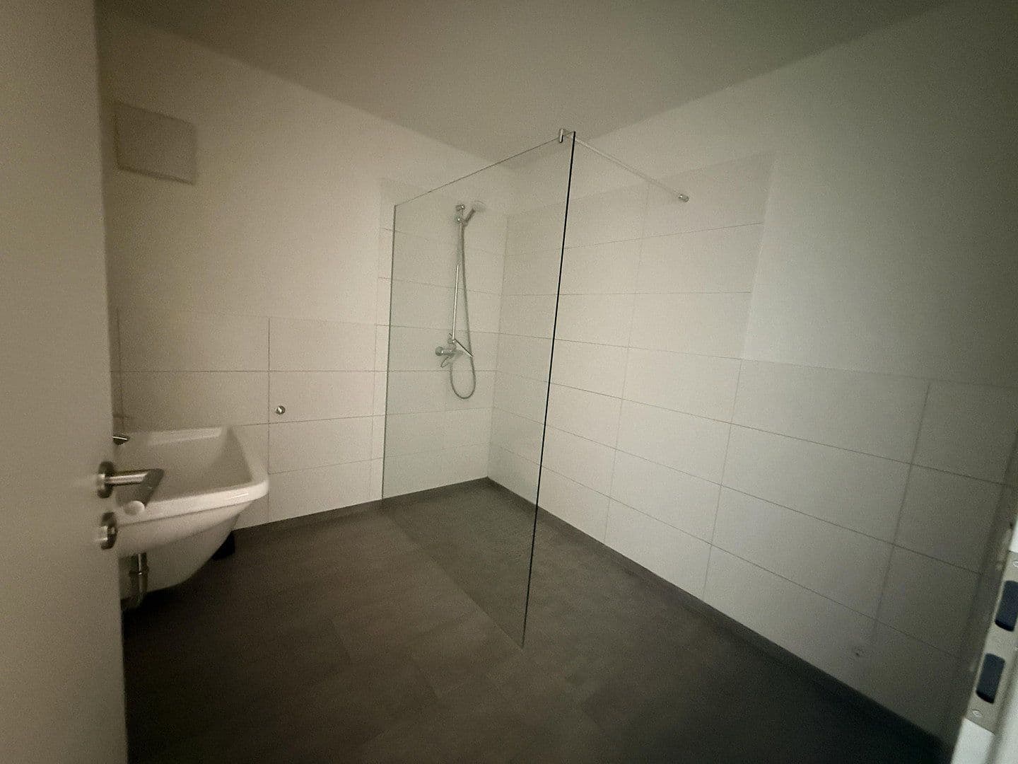 Pronájem domu 145 m², pozemek 123 m², Leonberger Straße 5a, Köln, Severní Porýní-Vestfálsko Pronájem domu 145 m², pozemek 123 m², Leonberger Straße 5a, Köln, Severní Porýní-Vestfálsko