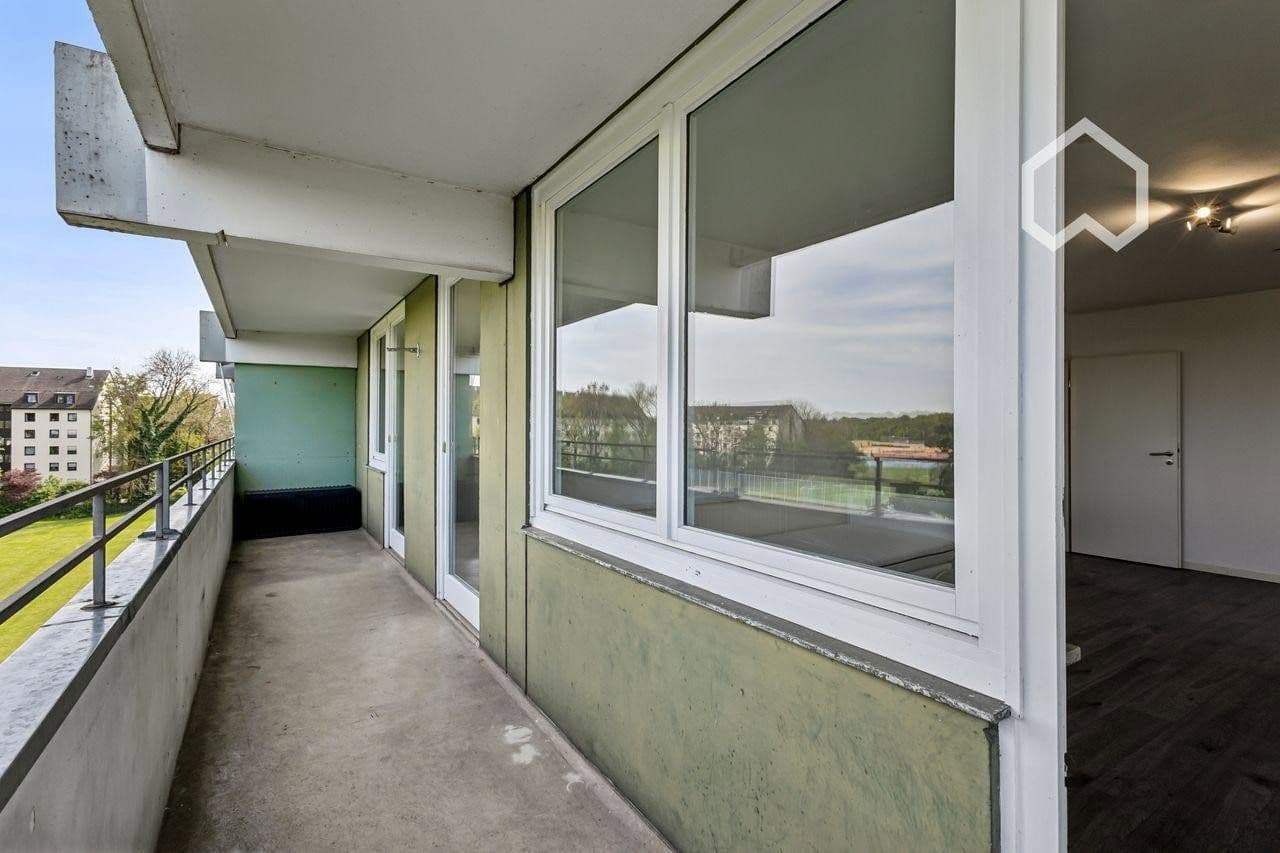 Pronájem bytu 1+1 80 m², Haunstetter Str 95, Augsburg, Bavorsko Pronájem bytu 1+1 80 m², Haunstetter Str 95, Augsburg, Bavorsko