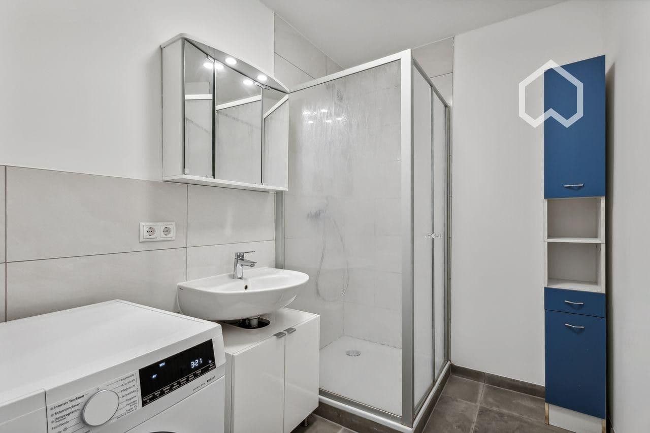 Pronájem bytu 1+1 80 m², Haunstetter Str 95, Augsburg, Bavorsko Pronájem bytu 1+1 80 m², Haunstetter Str 95, Augsburg, Bavorsko