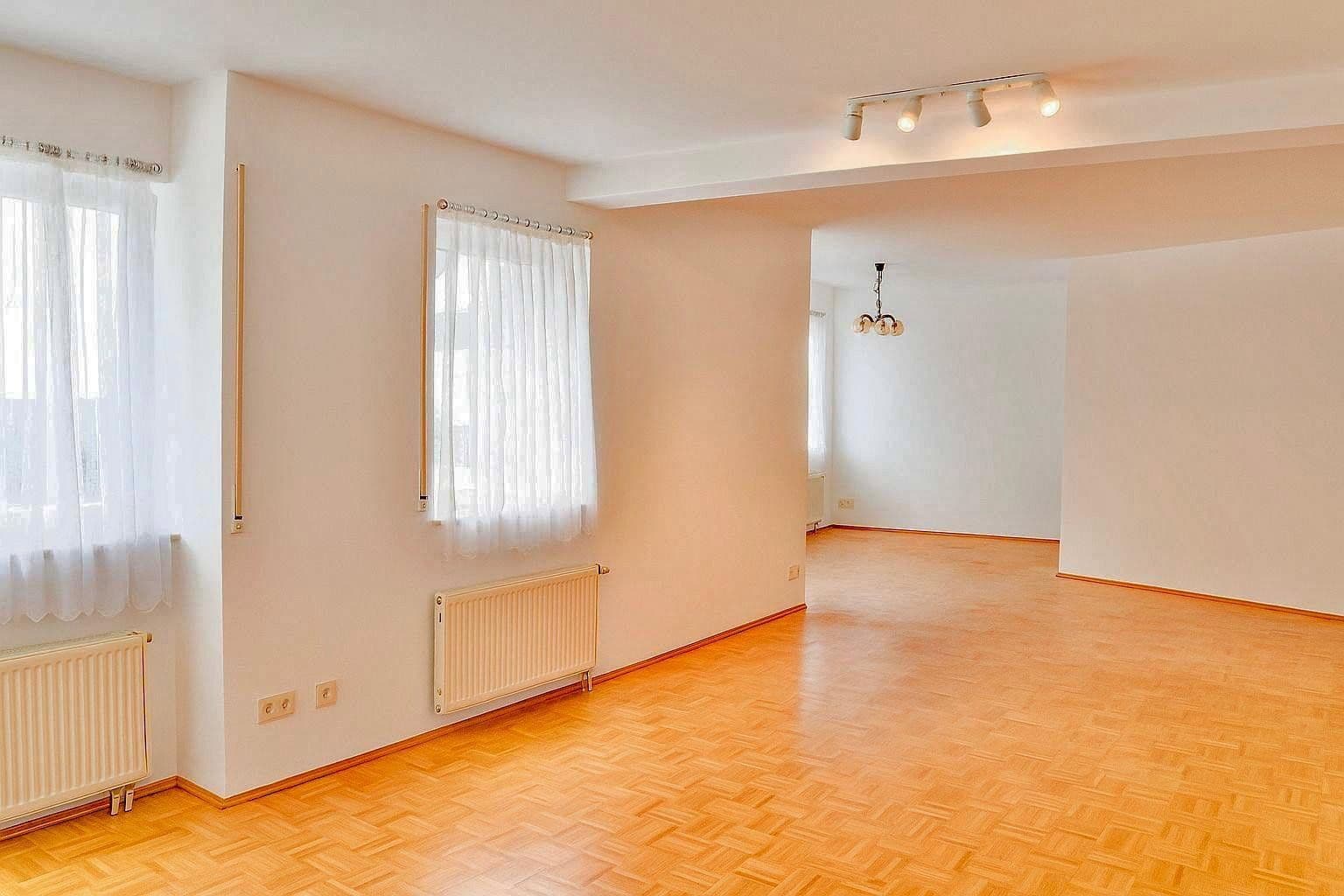 Prodej bytu 3+1 107 m², Oberursel (Taunus), Hessen Prodej bytu 3+1 107 m², Oberursel (Taunus), Hessen