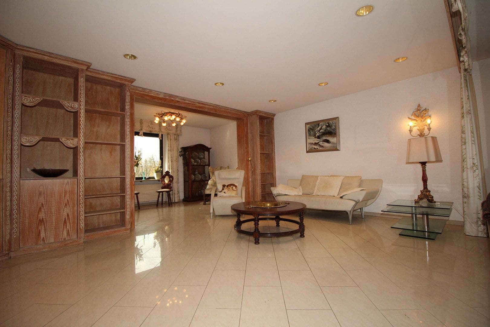 Prodej domu 308 m², pozemek 1.102 m², Zirndorf, Bavorsko Prodej domu 308 m², pozemek 1.102 m², Zirndorf, Bavorsko