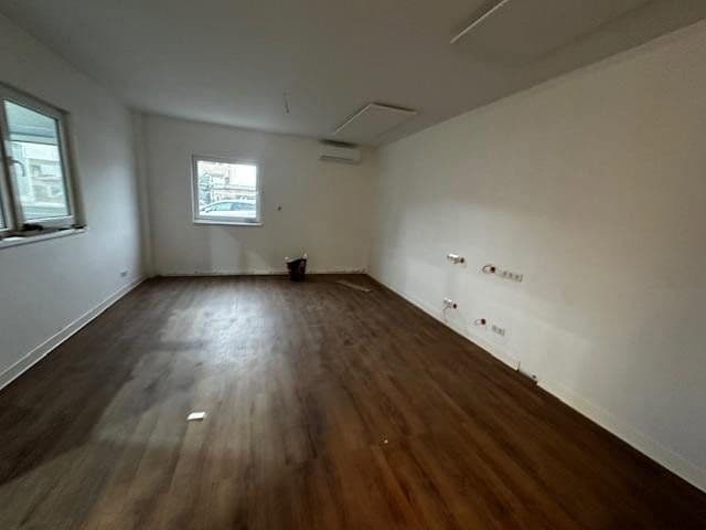 Pronájem nebytového prostoru 11.665 m², Delitzscher Straße 82, Halle, Sasko-Anhaltsko Pronájem nebytového prostoru 11.665 m², Delitzscher Straße 82, Halle, Sasko-Anhaltsko