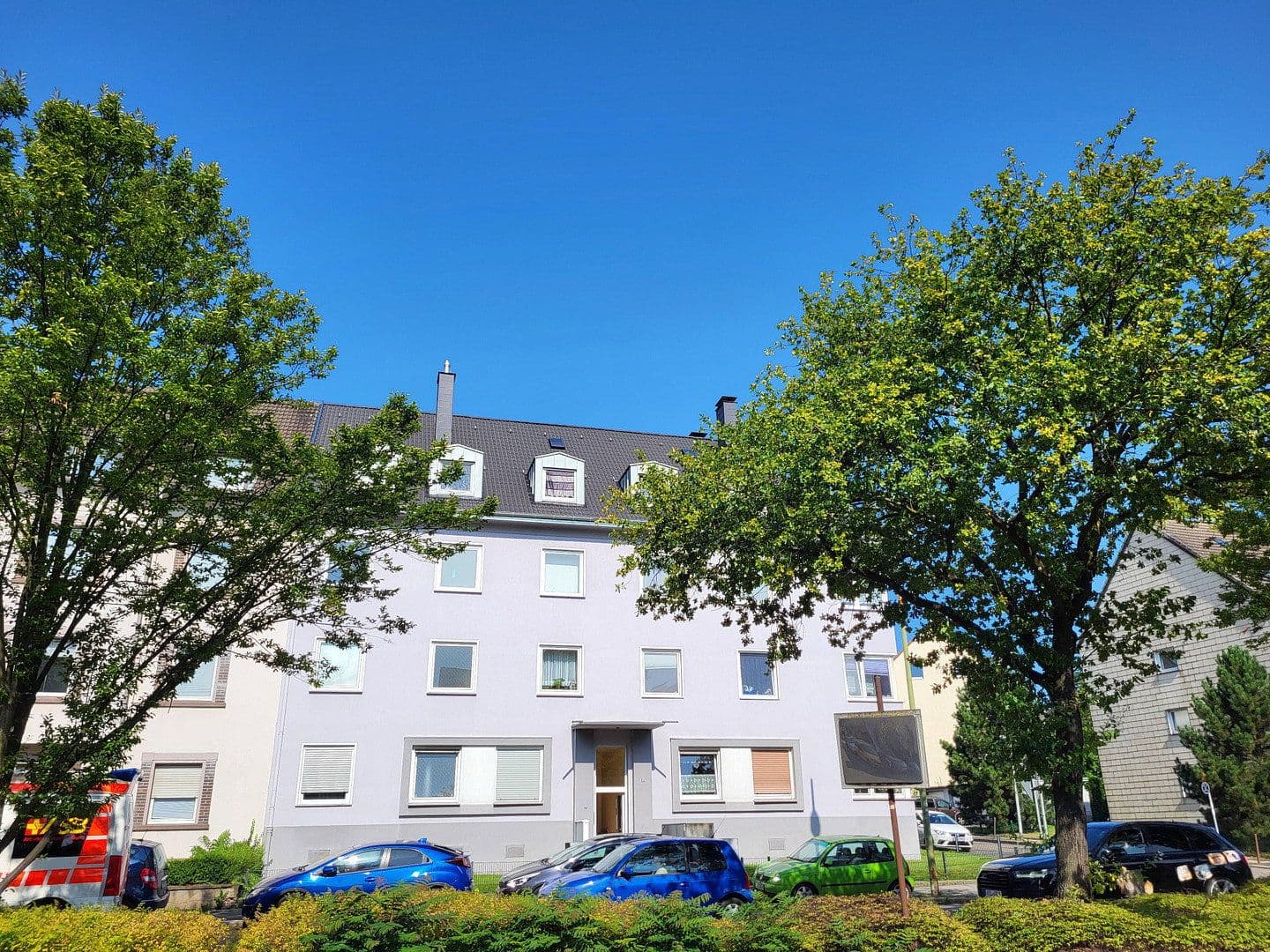 Prodej bytu 3+1 83 m², Huttropstr. 52, Essen, Severní Porýní-Vestfálsko Prodej bytu 3+1 83 m², Huttropstr. 52, Essen, Severní Porýní-Vestfálsko