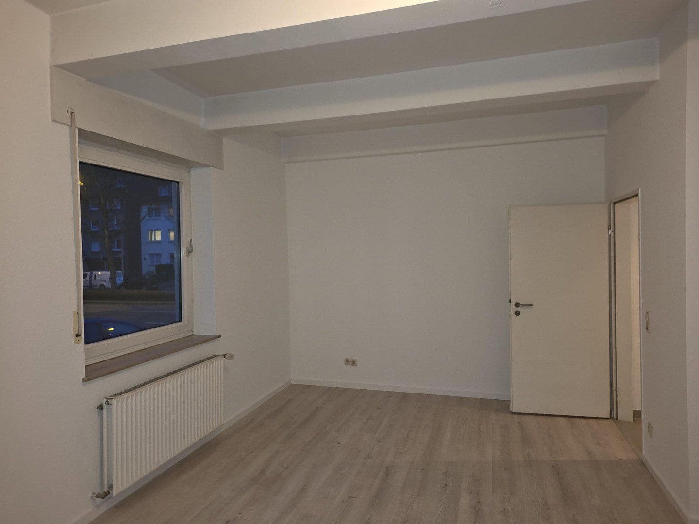 Prodej bytu 3+1 83 m², Huttropstr. 52, Essen, Severní Porýní-Vestfálsko Prodej bytu 3+1 83 m², Huttropstr. 52, Essen, Severní Porýní-Vestfálsko