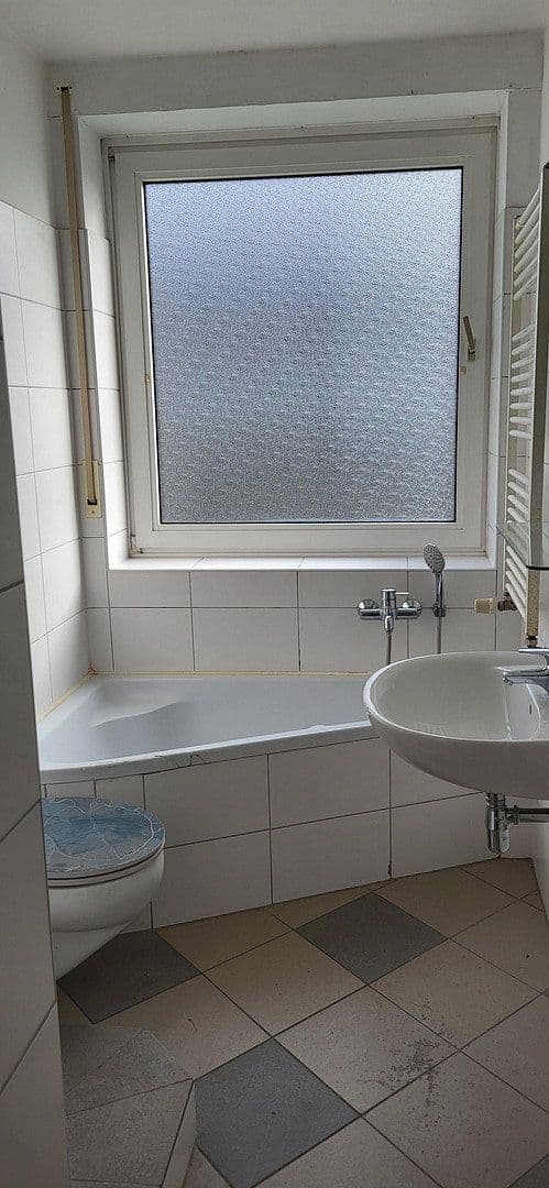 Prodej bytu 3+1 83 m², Huttropstr. 52, Essen, Severní Porýní-Vestfálsko Prodej bytu 3+1 83 m², Huttropstr. 52, Essen, Severní Porýní-Vestfálsko