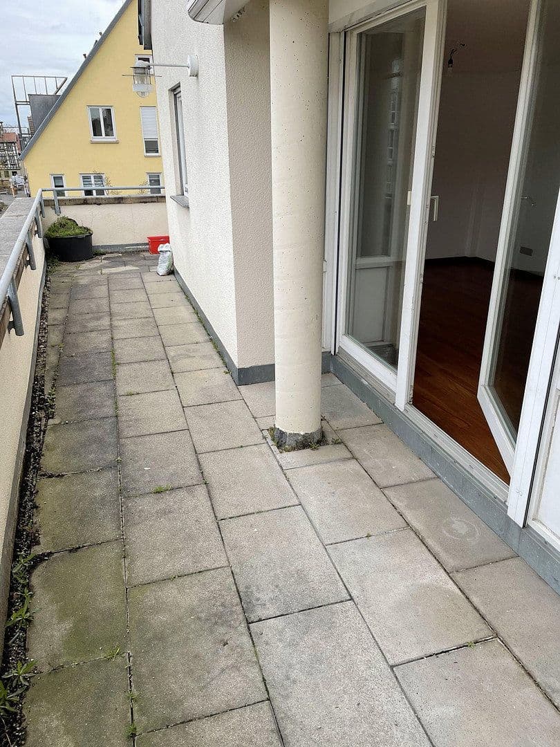 Pronájem bytu 3+1 85 m², Alleenstr. 79, Kirchheim unter Teck, Bádensko-Württembersko Pronájem bytu 3+1 85 m², Alleenstr. 79, Kirchheim unter Teck, Bádensko-Württembersko