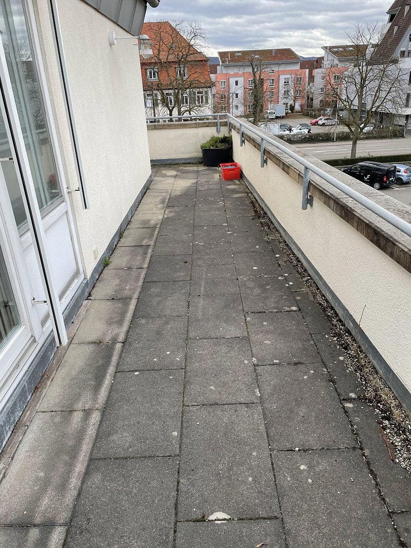 Pronájem bytu 3+1 85 m², Alleenstr. 79, Kirchheim unter Teck, Bádensko-Württembersko Pronájem bytu 3+1 85 m², Alleenstr. 79, Kirchheim unter Teck, Bádensko-Württembersko