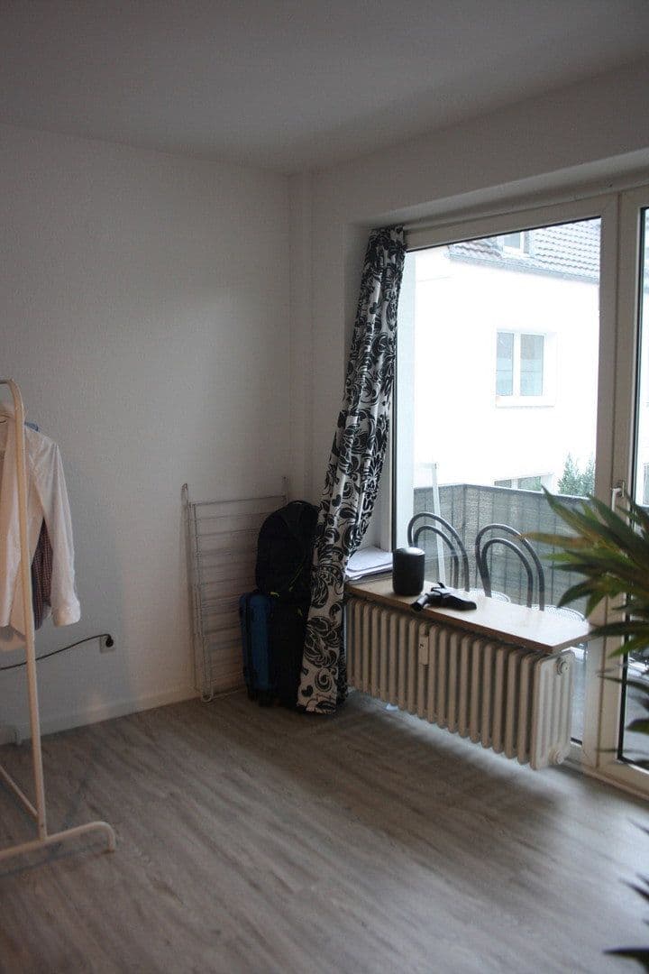 Pronájem bytu 1+1 31 m², Nordstraße 68, Krefeld, Severní Porýní-Vestfálsko Pronájem bytu 1+1 31 m², Nordstraße 68, Krefeld, Severní Porýní-Vestfálsko