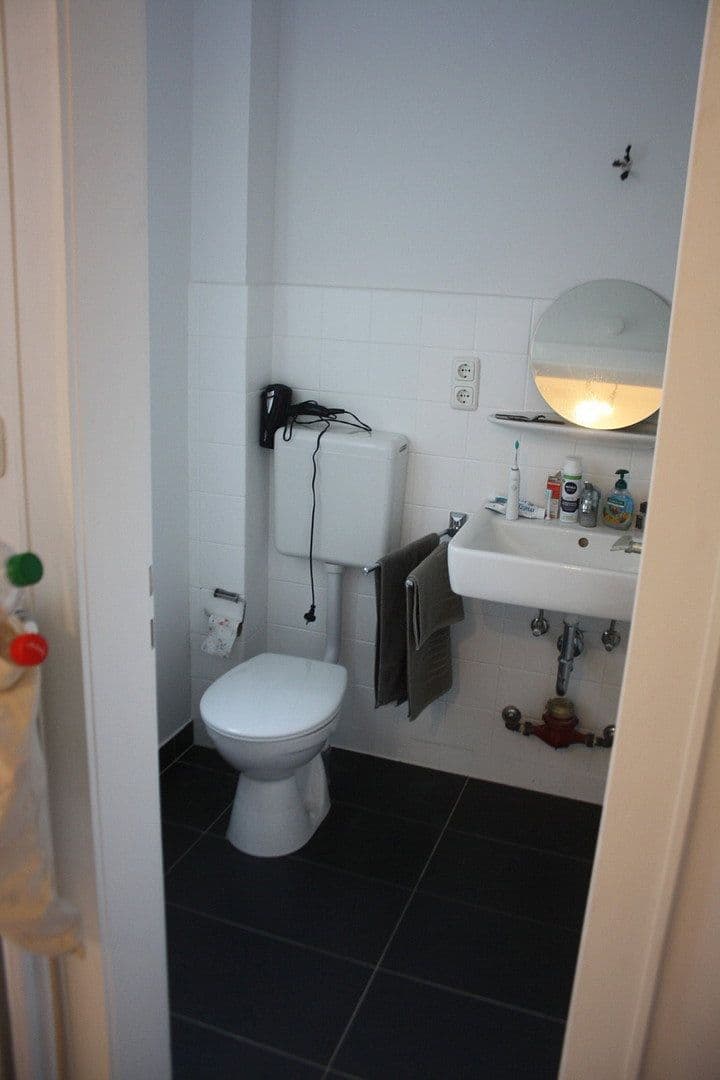 Pronájem bytu 1+1 31 m², Nordstraße 68, Krefeld, Severní Porýní-Vestfálsko Pronájem bytu 1+1 31 m², Nordstraße 68, Krefeld, Severní Porýní-Vestfálsko