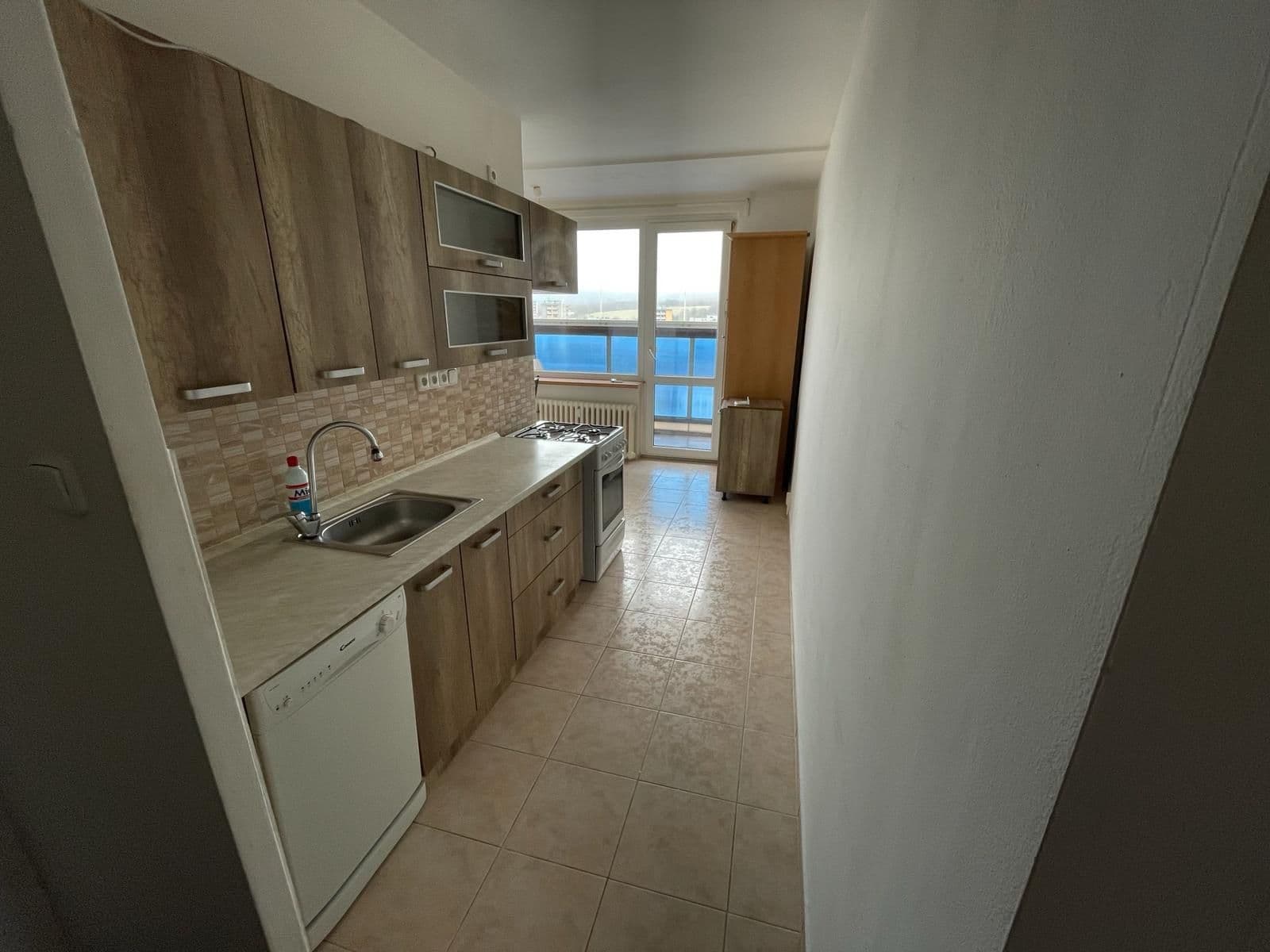 Prodej bytu 3+1 72 m², Smetanova, Chodov, Karlovarský kraj Prodej bytu 3+1 72 m², Smetanova, Chodov, Karlovarský kraj