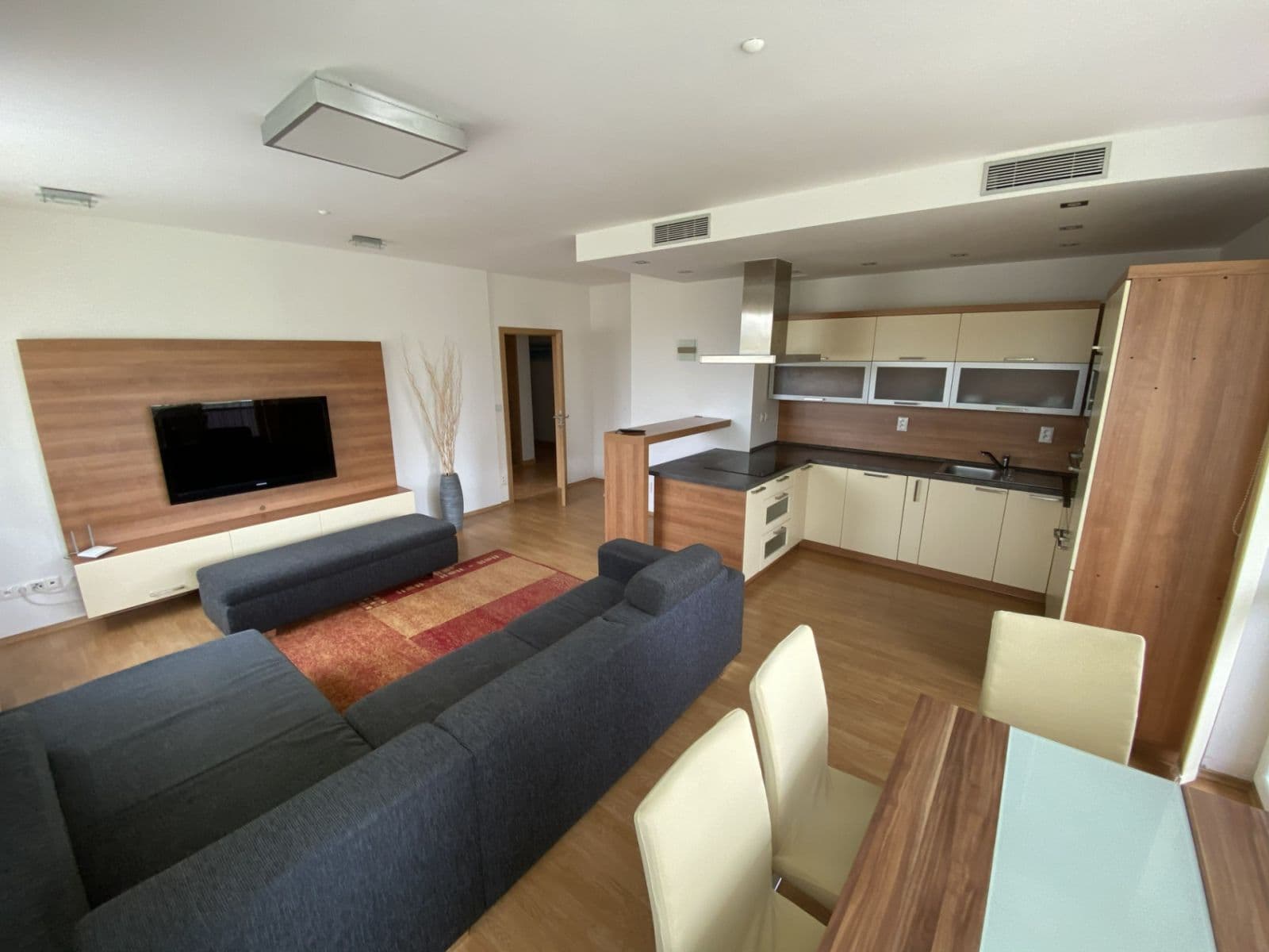 Pronájem bytu 2+kk 69 m², Jurkovičova, Praha, Praha Pronájem bytu 2+kk 69 m², Jurkovičova, Praha, Praha