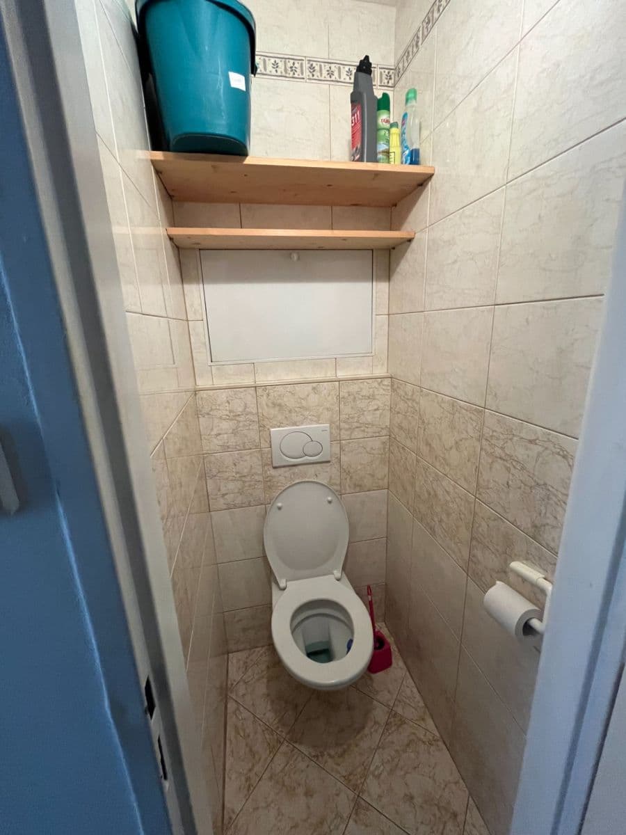 Pronájem bytu 2+1 49 m², Sadská, Praha, Praha Pronájem bytu 2+1 49 m², Sadská, Praha, Praha