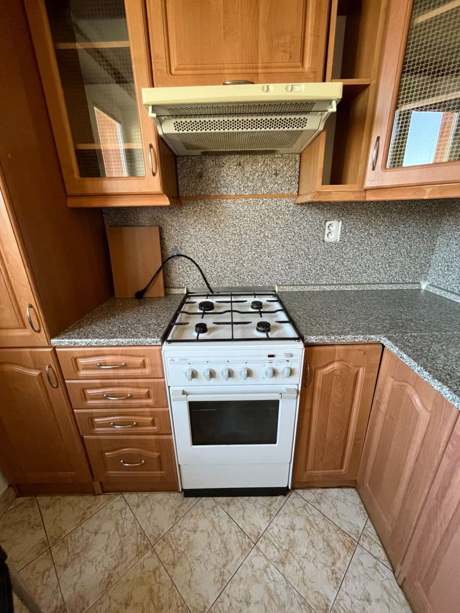 Pronájem bytu 2+1 49 m², Sadská, Praha, Praha Pronájem bytu 2+1 49 m², Sadská, Praha, Praha