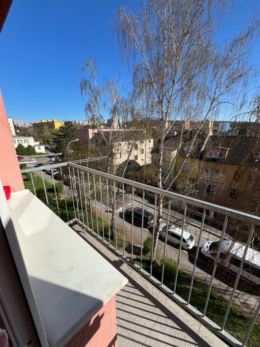 Pronájem bytu 2+1 49 m², Sadská, Praha, Praha Pronájem bytu 2+1 49 m², Sadská, Praha, Praha