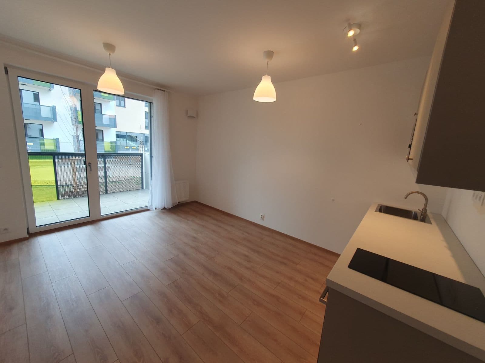 Pronájem bytu 1+kk 27 m², Nebřenická, Praha, Praha Pronájem bytu 1+kk 27 m², Nebřenická, Praha, Praha