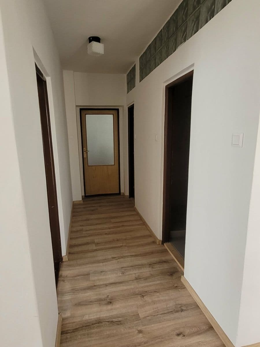 Pronájem domu 200 m², pozemek 573 m², Jablonica, Trnavský kraj Pronájem domu 200 m², pozemek 573 m², Jablonica, Trnavský kraj