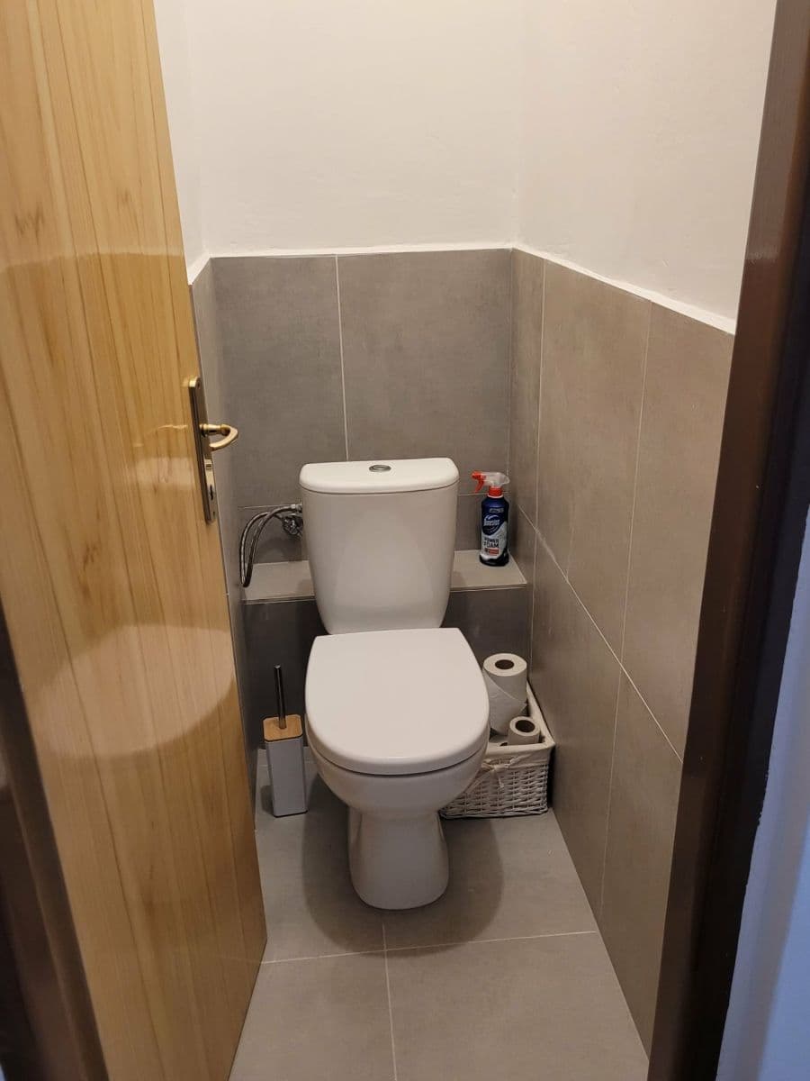 Pronájem domu 200 m², pozemek 573 m², Jablonica, Trnavský kraj Pronájem domu 200 m², pozemek 573 m², Jablonica, Trnavský kraj