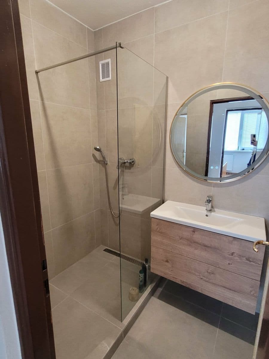 Pronájem domu 200 m², pozemek 573 m², Jablonica, Trnavský kraj Pronájem domu 200 m², pozemek 573 m², Jablonica, Trnavský kraj