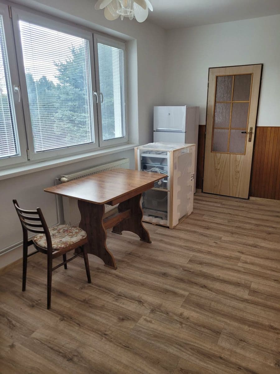 Pronájem domu 200 m², pozemek 573 m², Jablonica, Trnavský kraj Pronájem domu 200 m², pozemek 573 m², Jablonica, Trnavský kraj