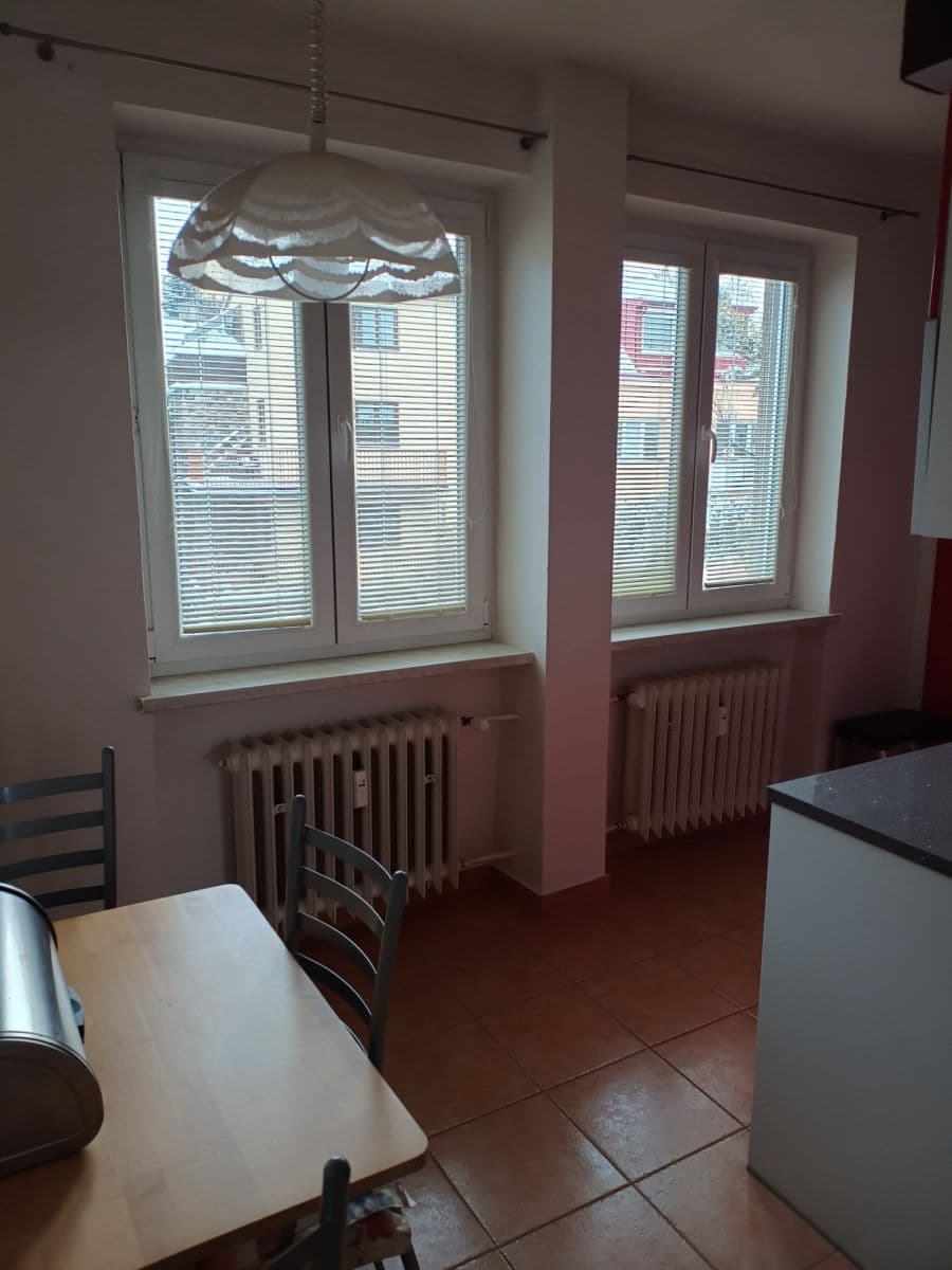 Pronájem bytu 3+1 70 m², Na Šutce, Praha, Praha Pronájem bytu 3+1 70 m², Na Šutce, Praha, Praha