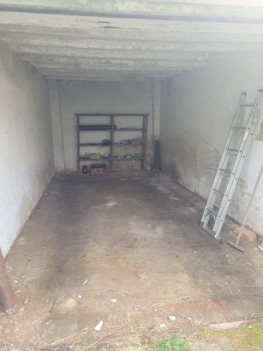 Prodej garáže 18 m², Brno, Jihomoravský kraj Prodej garáže 18 m², Brno, Jihomoravský kraj